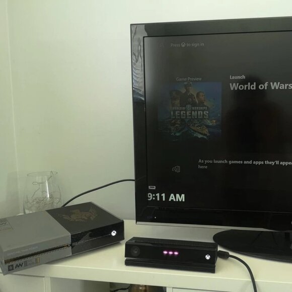 Microsoft Xbox One Kinect Call of Duty Advanced Warfare Limited Edition 1TB - Picture 6 of 9